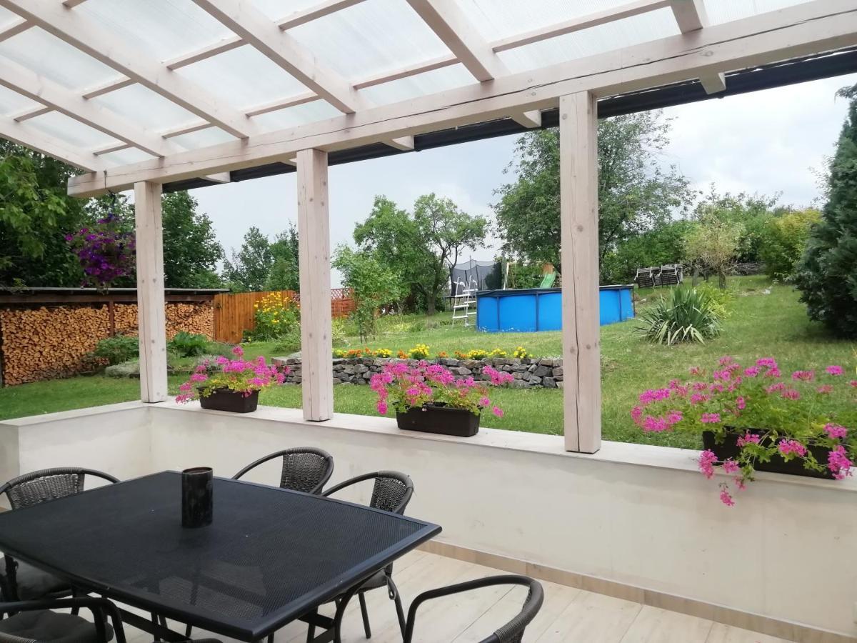 Apartment Techov Blansko Ngoại thất bức ảnh